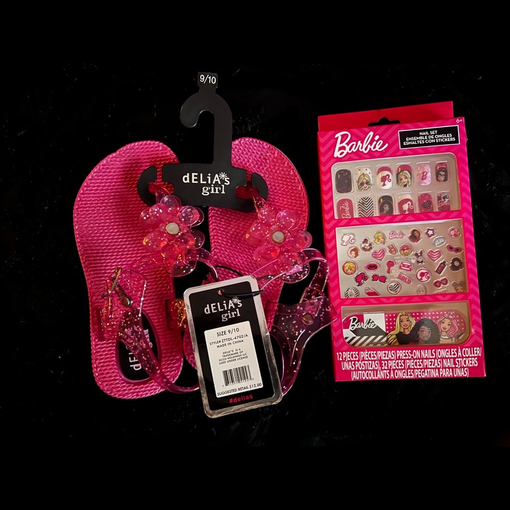 Delia Sandals